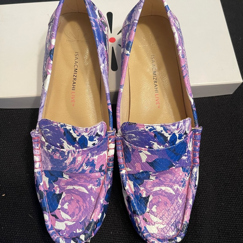Isaac Mizrahi Loafers 💜